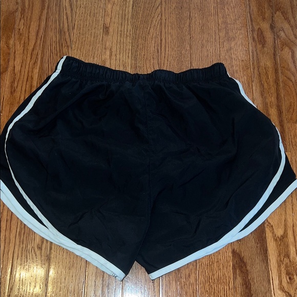 Set of 2 Nike Red, Black & White Tempo Dri Fit Athletic Shorts Women’s Medium - Picture 5 of 11